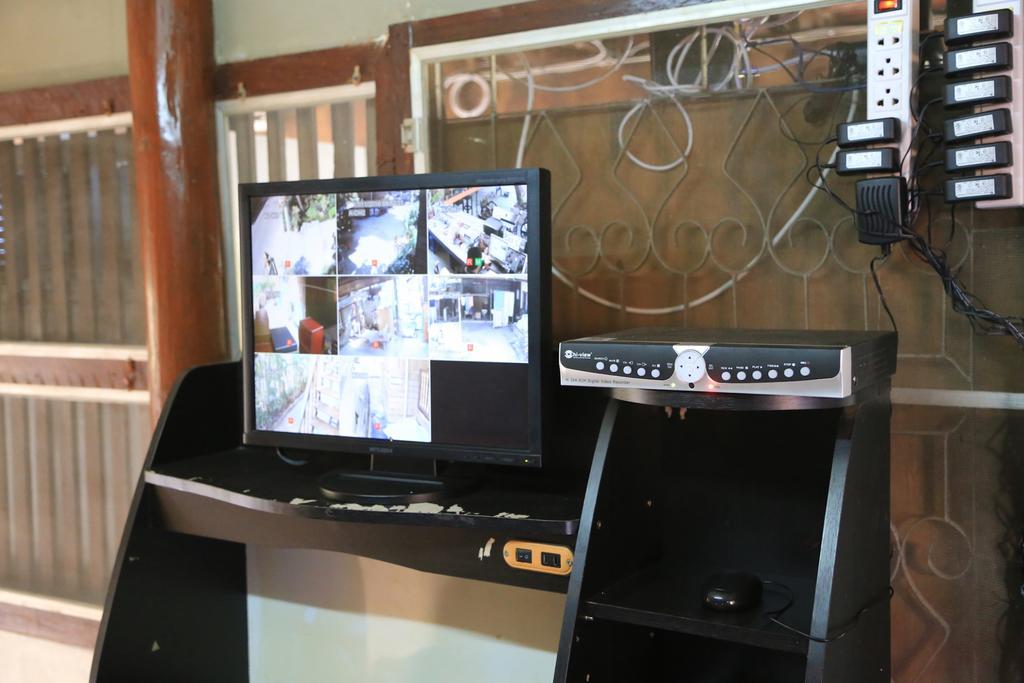 Siriwan Hostel Chiang Mai Luaran gambar
