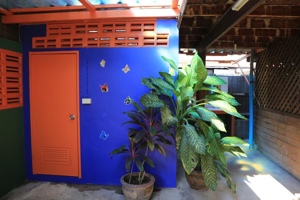 Siriwan Hostel Chiang Mai Luaran gambar