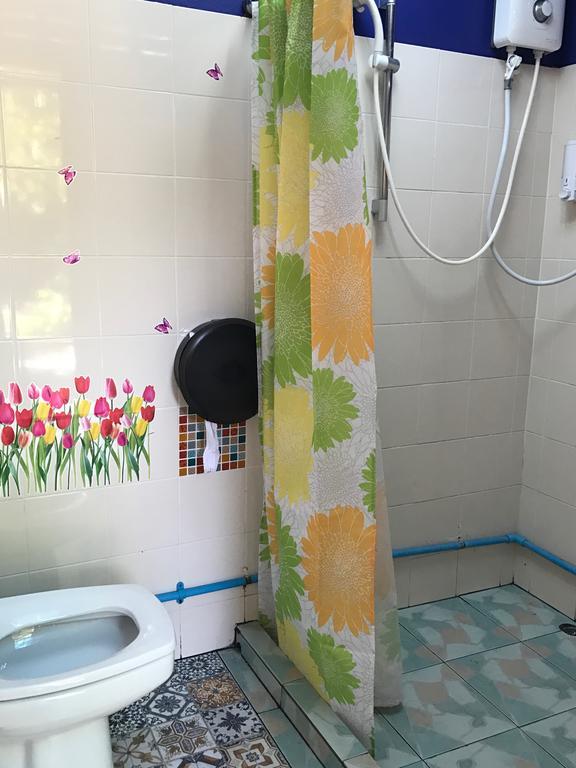 Siriwan Hostel Chiang Mai Luaran gambar