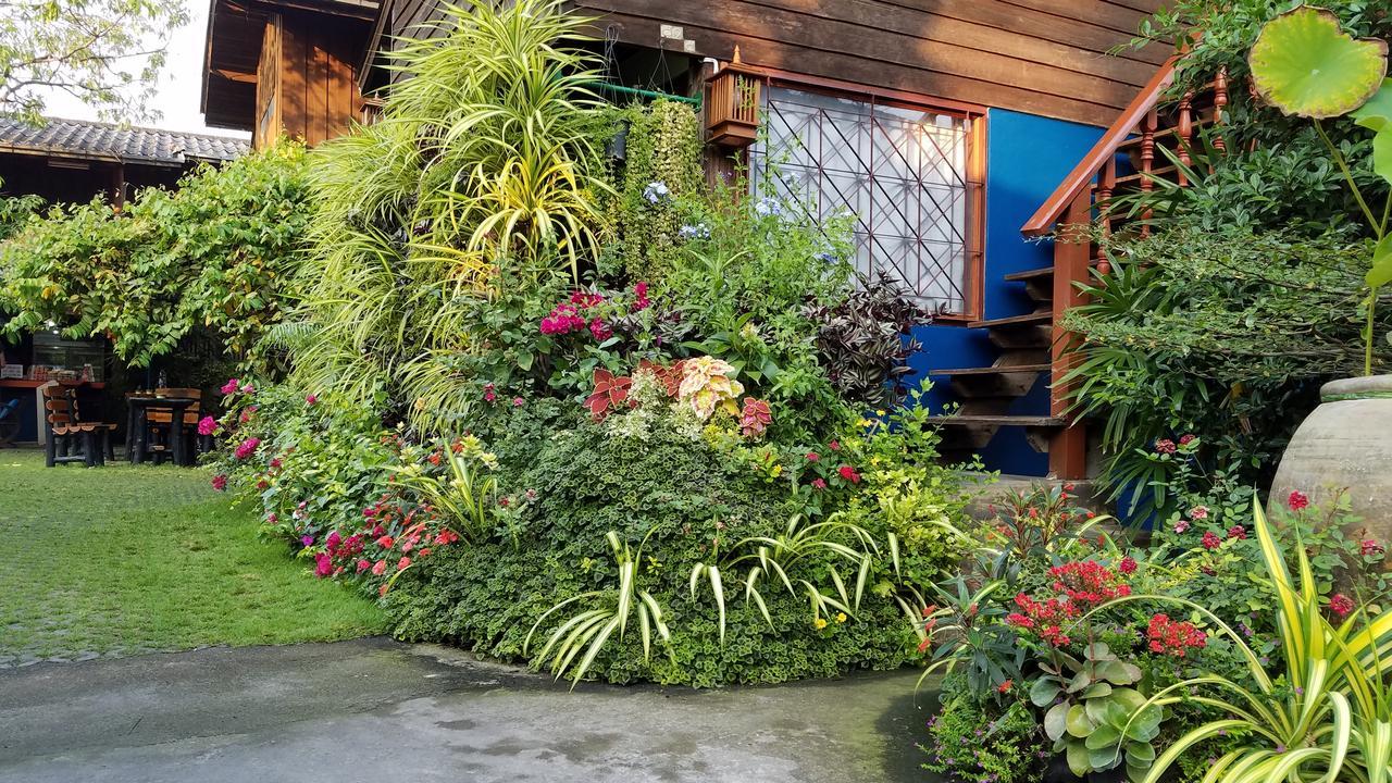 Siriwan Hostel Chiang Mai Luaran gambar